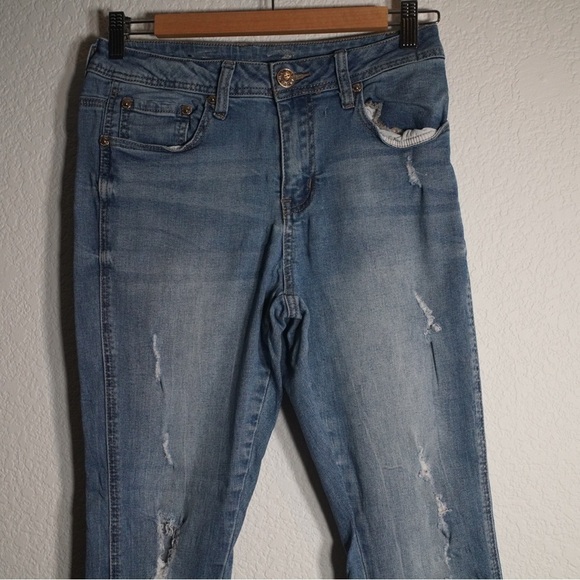7 for all Mankind Women’s Jeans Distressed Capris Ankle Cooped Denim Size 4 - Picture 4 of 13
